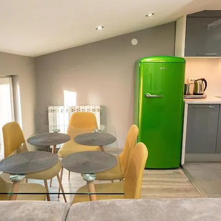 Long Term Savamala 2bdr For 4 Long Term