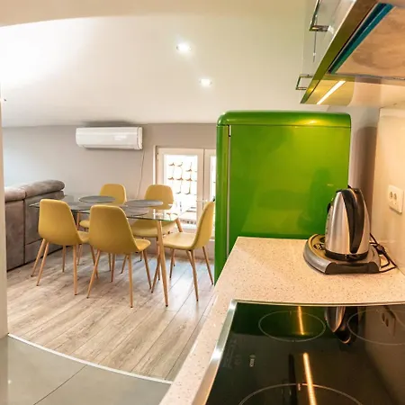 Apartment Long Term Savamala 2bdr For 4 Long Term